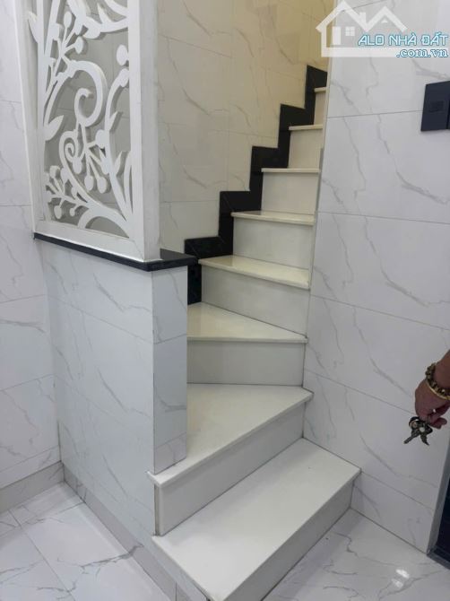 Quận 10-Hoà Hảo-4 Tầng-DTSan 30M2-Hẻm 3M- Giá Chỉ 3Ty2 TL - 2
