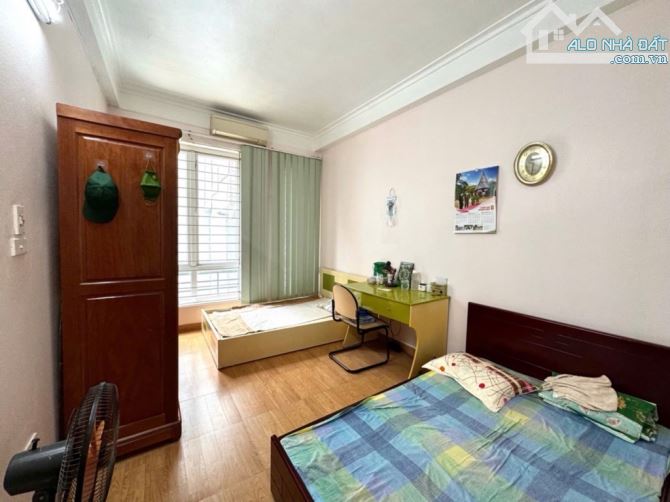 Bán nhà 4 tầng, 52m2, 4 ngủ, trung tâm Hai Bà Trưng, nhỉnh 8 tỷ - 2