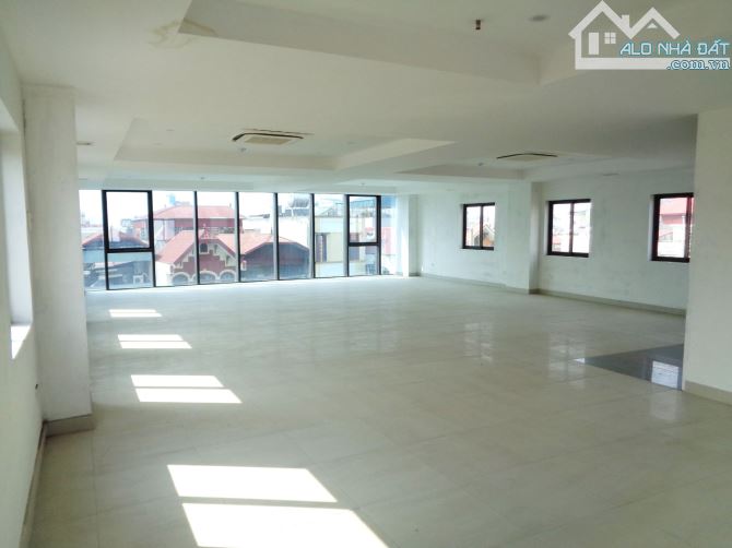 Bán gấp toà văn phòng Phố Trần Thái Tông, Cầu Giấy, DT 185m, 10 tầng, MT 9m, giá 72 tỷ - 3