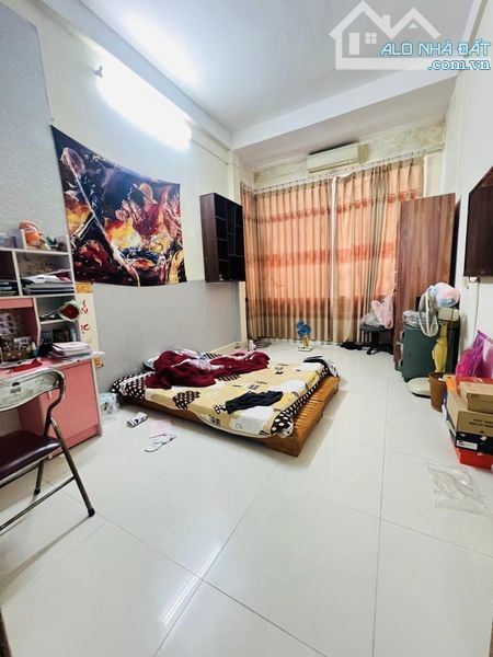Bán Nhà Đẹp 51m2- 3T- Ngô Thậm- Hà Đông- ô tô đỗ cửa- Ngõ Thoáng Rộng- Sổ đẹp- Nhỉnh 10 tỷ - 3