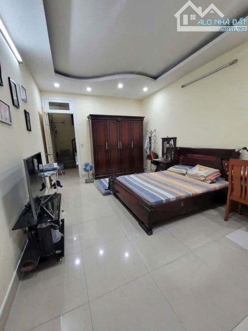 NHÀ QUÁN NAM- NGUYÊN TẤT TỐ 65M2, 5 TẦNG, 6 NGỦ, FULL, CHỈ 13 TRIỆU - 3