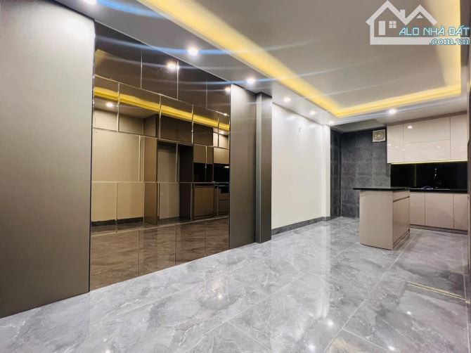 BÁN NHÀ 68m², 4 TẦNG TẠI LÂM TƯỜNG, LÊ CHÂN - GIÁ 4,8 TỶ - 3