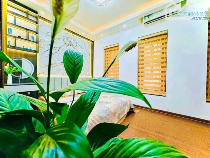 🌺BÁN NHÀ MẶT NGÕ RỘNG PHỐ MINH KHAI- GỐC ĐỀ 50 M x 4 TẦNG , MẶT TIỀN 5,5 M NHỈNH 8.3 TỶ - 3