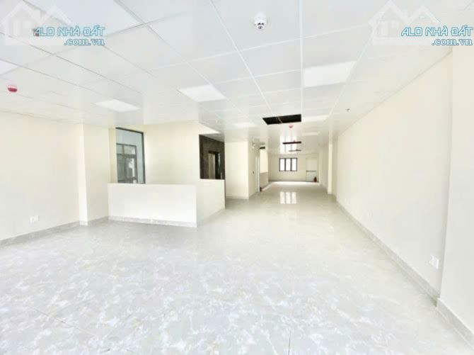 Bán Tòa Nhà 57 - 57A Hồ Hảo Hớn, Phường Cô Giang, Quận 1. DT: 7,9 x 25m - Hầm + 6 Tầng - 4