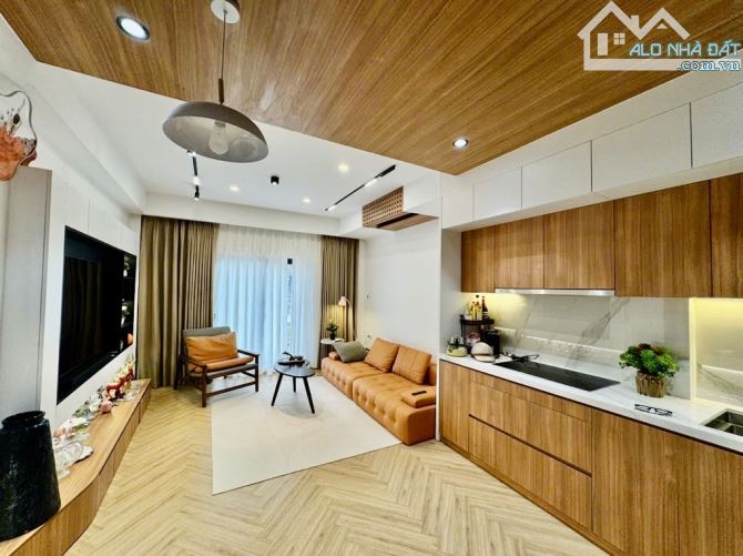 Bán nhà Chu Huy Mân 4 tầng x 71M đg oto tránh, thang máy hơn 13 tỷ - 1