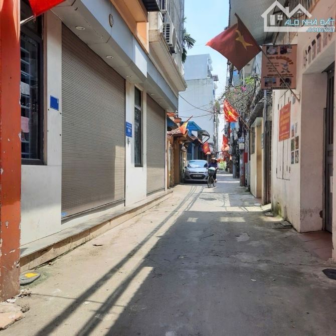 BÁN NHÀ ĐẤT PHỐ TAM TRINH: 30M2, CHỦ CAM KẾT KHÔNG QUY HOẠCH, CHỈ HƠN 3 TỶ