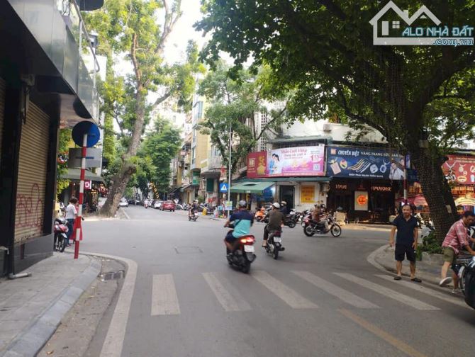 SIÊU PHẨM BIỆT THỰ THÁI HÀ, LÔ GÓC, 3 THOÁNG, Ô TÔ TRÁNH_DT 160M2, 4 TẦNG, MT 11M, 42TỶ
