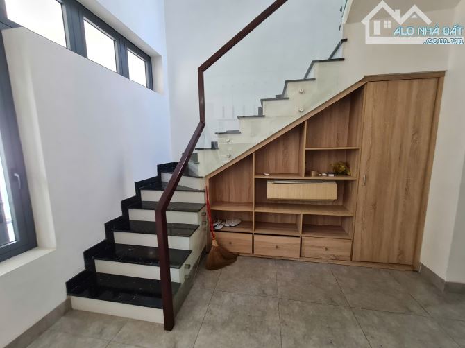 🎯 Bán Nhà 2 tầng, nội thất nhập khẩu, kiệt 82 Quảng Tế, ô tô tận nhà