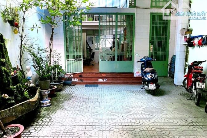 Bán nhà, 3 tầng, Lê Trực, P.7, Bình Thạnh, 6m x 23m, công nhận 127 m² - Giá 13.8 tỷ TL