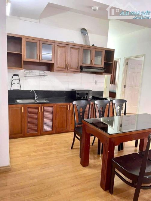 Chung cư Screc Tower, Trường Sa, p12, Quận 3: 97m2,3p ngủ,2wc,16tr
