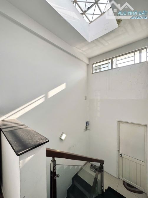 PHAN ĐĂNG LƯU, PHÚ NHUẬN - 6 TẦNG ĐẸP - HẺM Ô TÔ 7 CHỖ - 52M2 - 13,5 TỶ - 10