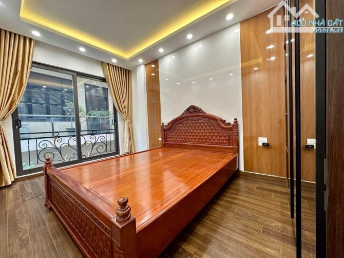n nhà Hào Nam, mặt ngõ thông, gần phố, 6 tầng đẹp long lanh, 30m2, 6 tầng, giá 7.3 tỷ - 1