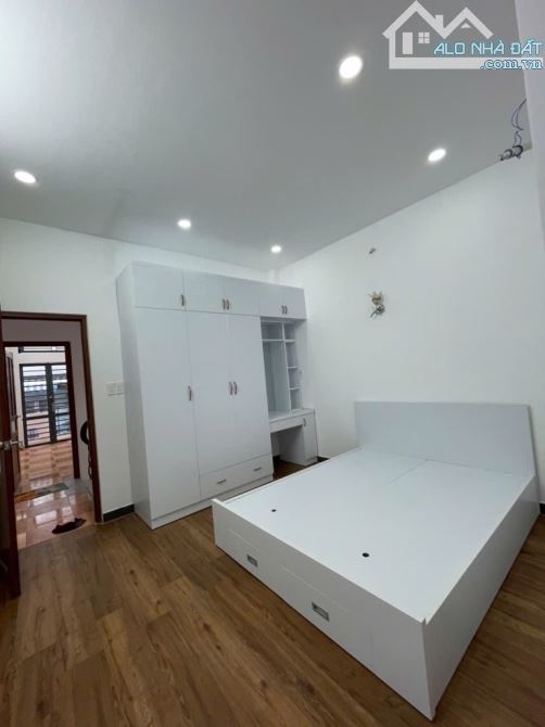 Nhà HXH GIÁP quận 1 - Phan Đình Phùng; thông tứ tung DT58m2-4tầng; một đời chủ tâm huyết - 1