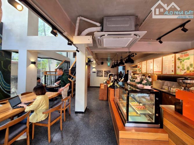 Cần bán " THE COFFE HOUSE PHỐ VƯƠNG THỪA VŨ" LÔ GÓC 160m2 Mt 9m (ĐẸP HIẾM GIÁ ĐẦU TƯ) - 1