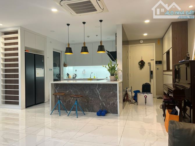 Tuyệt phẩm Duplex tại Vista Verde, 3PN nội thất sang trọng. Sổ hồng, giá 15 tỷ - 1