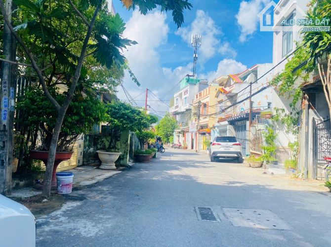 LÔ GÓC 2 MẶT THOÁNG- ĐƯỜNG Ô TÔ TRÁNH- LÊ VĂN THỨ- DIỆN TÍCH KHỦNG GẦN 130M2- NGANG GẦN 8M - 2