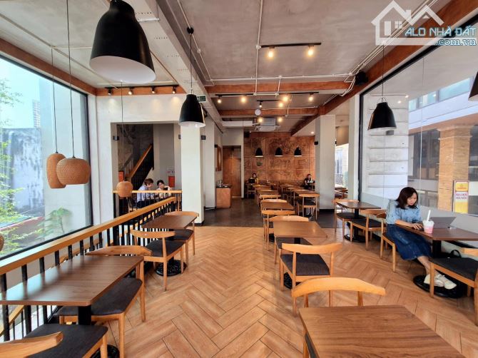 Cần bán " THE COFFE HOUSE PHỐ VƯƠNG THỪA VŨ" LÔ GÓC 160m2 Mt 9m (ĐẸP HIẾM GIÁ ĐẦU TƯ) - 2