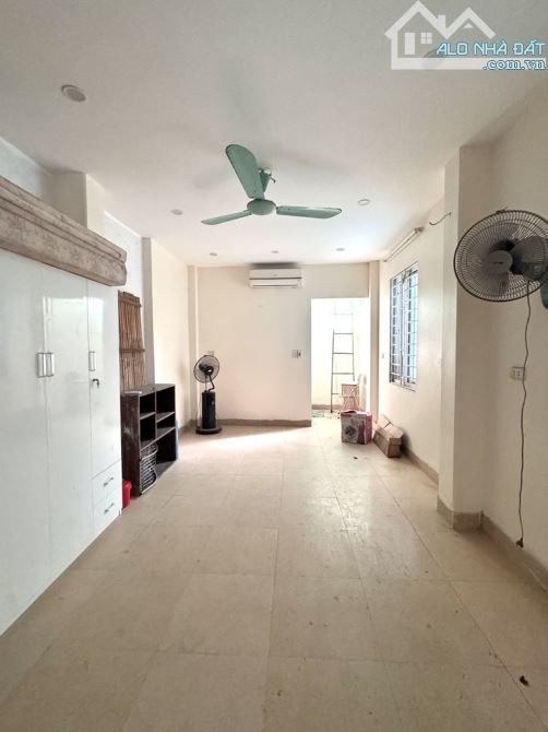 Bán nhà 4 tầng, 55m2, cách ô tô 3 bước chân, gần mặt phố Minh Khai, HBT, chỉ 7.5 tỷ - 2
