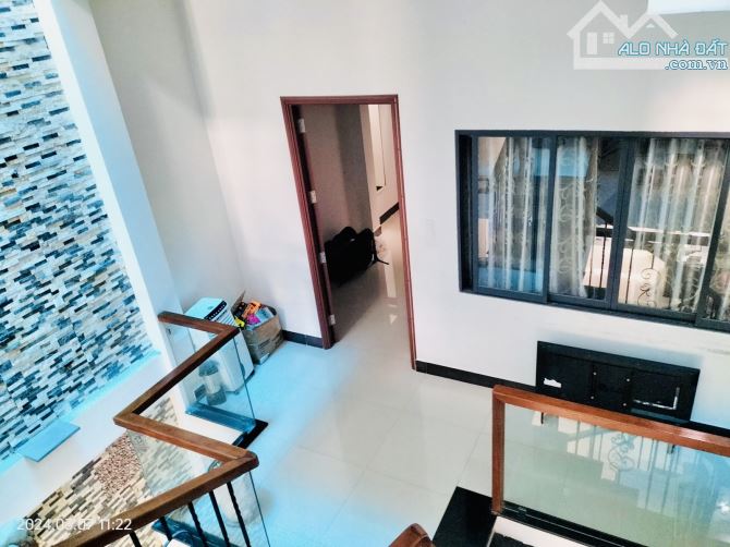 ⭐️nhà mặt tiền hoà minh liên chiểu 100m2 x 3 Tầng 3 4.1 tỷ - 2