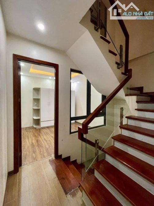 BÁN NHÀ QUANG TRUNG - HÀ ĐÔNG - 40M - 5T - PL - OTO GẦN Ở SƯỚNG - HƠN 6 TỶ. - 2