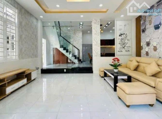 chốt nhanh căn nhà 3 tỷ 700, nhà Huỳnh Văn Bánh / Phú Nhuận. 57m2, khu dân cư - 3