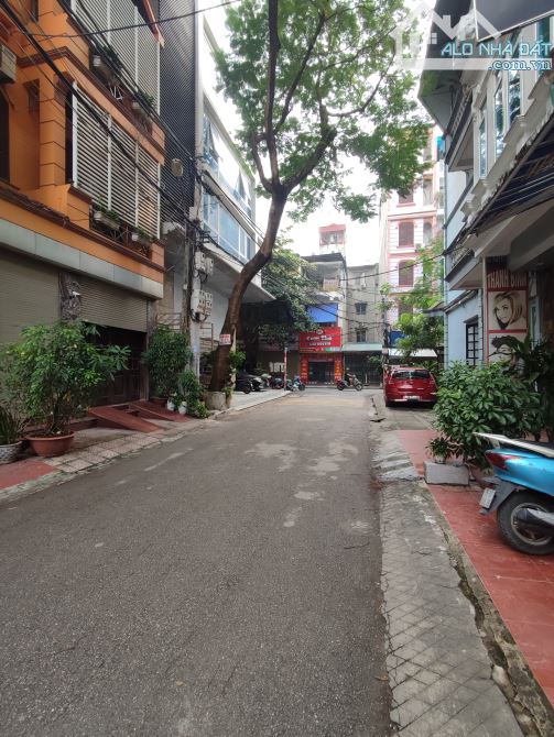 BÁN NHÀ PHÂN LÔ,VỈA HÈ, MẶT NGÕ 19 PHỐ KIM ĐỒNG.HM.65M.5T.MT 5M.GARA Ô TÔ.KINH DOANH. - 3