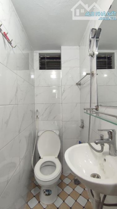 Bán nhà Vạn Phúc , mới koong , oto đỗ cửa , 15m2 , nhỉnh 2 tỷ - 3