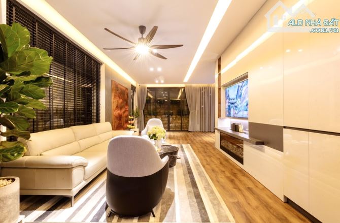 BIỆT THỰ NGHỈ DƯỠNG ĐẲNG CẤP KHU SANG CỦA THÀNH PHỐ ĐÀ LẠT VIEW ĐỈNH 30TỶ TL - 2