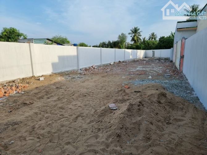 BÁN LÔ ĐẤT 350M2 - GIÁ BÁN 1 TỶ 100 TRIỆU GẦN CHỢ THỦ THỪA - LONG AN - 4