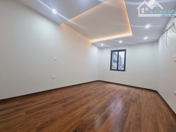 Bán nhà đẹp Thái Thịnh, Đống Đa, 56m2, ngõ rộng, dân xây - 5