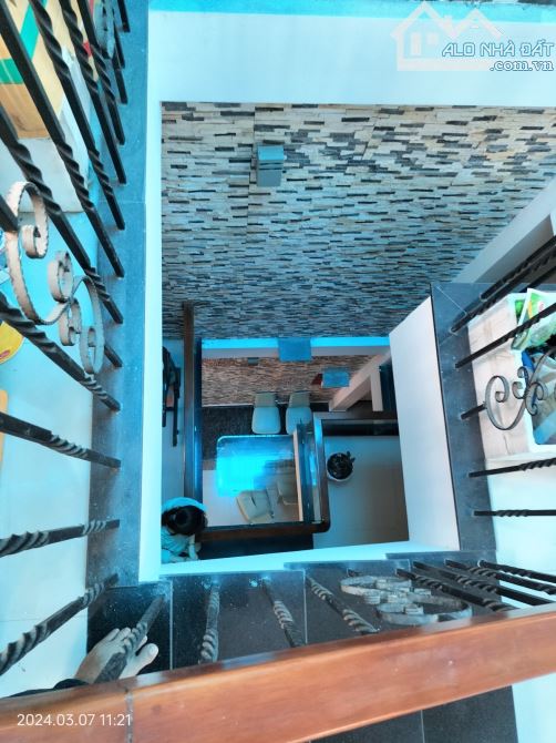 ⭐️nhà mặt tiền hoà minh liên chiểu 100m2 x 3 Tầng 3 4.1 tỷ - 6