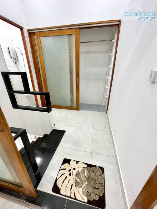 Cơ hội cho người muốn mua nhà gần Vincom Lê Văn Việt, nhà đẹp 1 trệt 1 lầu mà có 3.7 tỷ - 6