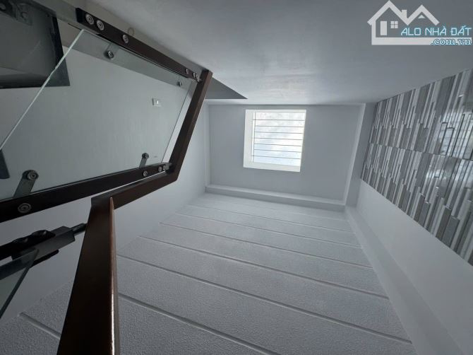 BÁN GẤP GIÁP KHU PHAN XÍCH LONG - NGANG 5M HIẾM - SỔ VUÔNG - 5 TẦNG - CHỈ 7,35 TỶ - 7
