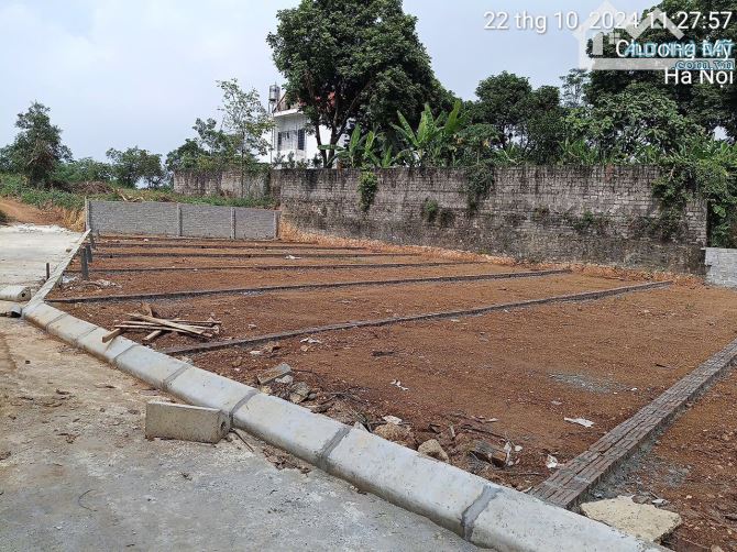 Bán mảnh đất phân lô tại Xã Tân Tiến, Chương Mỹ, SĐCC, DT 55m2, MT 4,6m2, Giá hơn 1 tỷ.