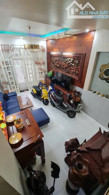 Hàng ngon, lô 2 Quang Trung Gò Vấp, gần 40M2, 2 tầng, nhỉnh 3 tỷ.