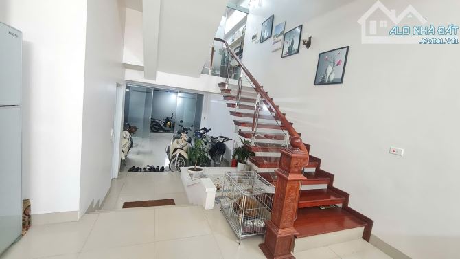 Bán nhà đẹp, ô tô ngủ trong nhà Cầu Diễn, Bắc Từ Liêm. Sổ A3 61m, 6 tầng, MT5m Giá 13 tỷ