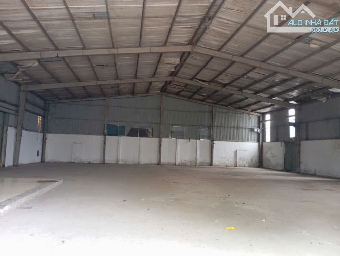 Cho thuê 1,200m2 Nhà xưởng QL32 TT.Trạm Trôi.
