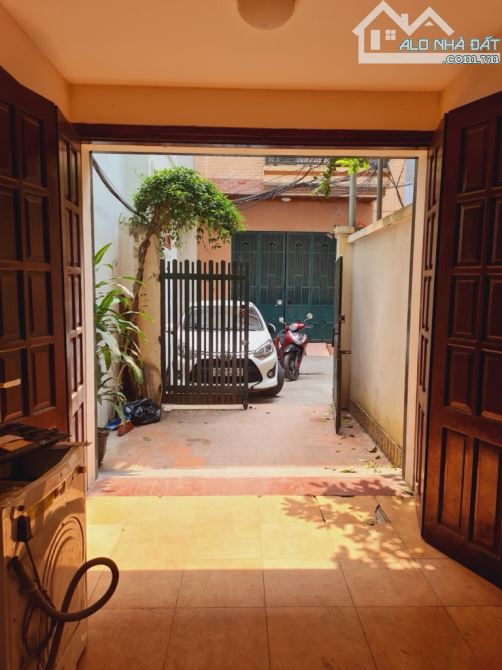BÁN NHÀ TRƯỜNG CHINH - LÔ GÓC DIỆN - TÍCH RỘNG, ÔTÔ  CÁCH PHỐ 50M. DT 95M, 4 TẦNG, 18.5 TỶ