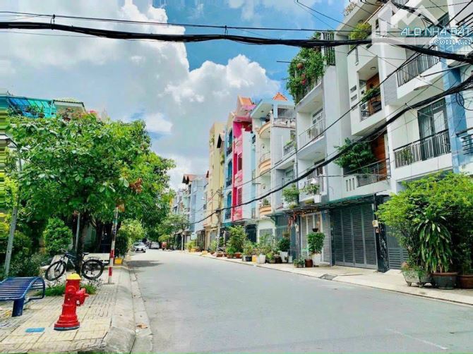 Bán nhà hẻm 12m thông 90/Trần Văn Ơn - P.Tân Sơn Nhì - DT :4x18m -1 trệt 2 lầu -Giá 9.3 tỷ