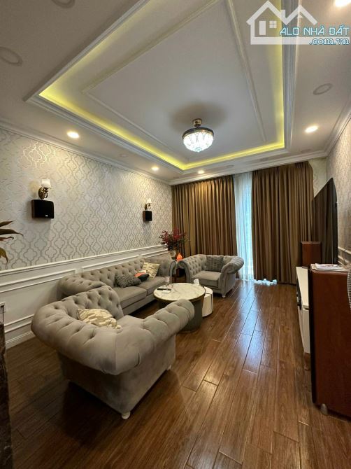 Mặt Tiền Lý Văn Phức Quận 1 Nhà 4 Tầng 8 Phòng Có Thang Máy Giá 29 Tỷ - 10
