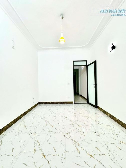 BÁN NHÀ TAM TRINH, DT 60.3M x 4 TẦNG, MT 3.48M, NHỈNH 8 TỶ, VỊ TRÍ SIÊU ĐẸP, NGÕ THÔNG - 11