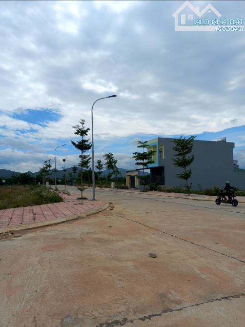 BÁN ĐẤT DT 175 M2 KV HÒA NGHI,NHƠN HÒA, TX AN NHƠN  BÌNH ĐỊNH - 4