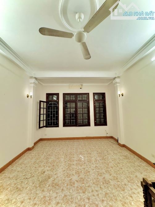 BÁN NHÀ PHỐ KIM ĐỒNG 63M2 – 4 TẦNG, HAI THOÁNG, PHÂN LÔ ÔTÔ THÔNG, VỈA HÈ, KD VĂN PHÒNG. - 1