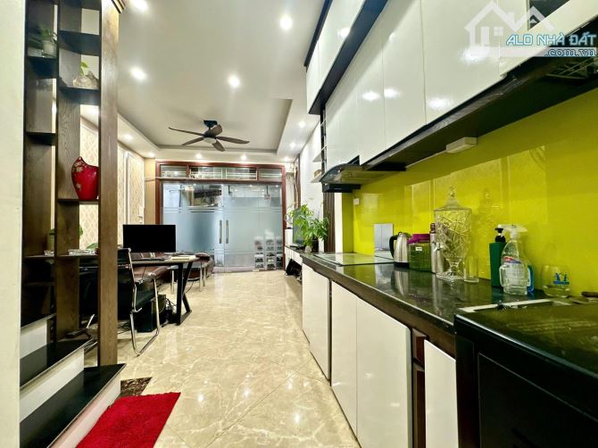 NHÀ ĐẸP TÂY SƠN LÔ GÓC - 40M2 - 8 TỶ - 5 TẦNG - FULL NỘI THẤT - 1