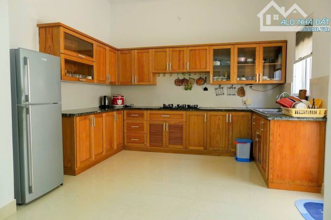 BÁN BIỆT THỰ 2 LẦU VÕ THỊ SÁU GẦN NGÃ 4 HOÀNG HOA THÁM GIÁ 15.5TY - 1