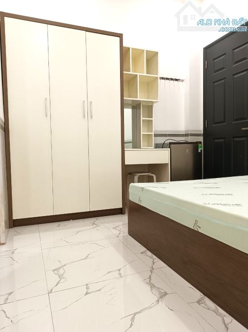 Bán nhà Nguyễn Tiểu La Quận 10, (4x12) 5T HXH chỉ 6.9 tỷ. - 1