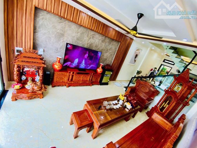 Bán Nhà 4 Tầng độc lập TĐC điểm 3 Mai Trung Thứ Hải An hải phòng oto vào nhà, giá 5.38 tỷ - 1