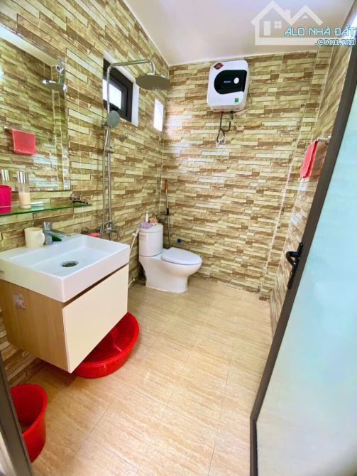 Bán Nhà 4 Tầng độc lập TĐC điểm 3 Mai Trung Thứ Hải An hải phòng oto vào nhà, giá 5.38 tỷ - 12