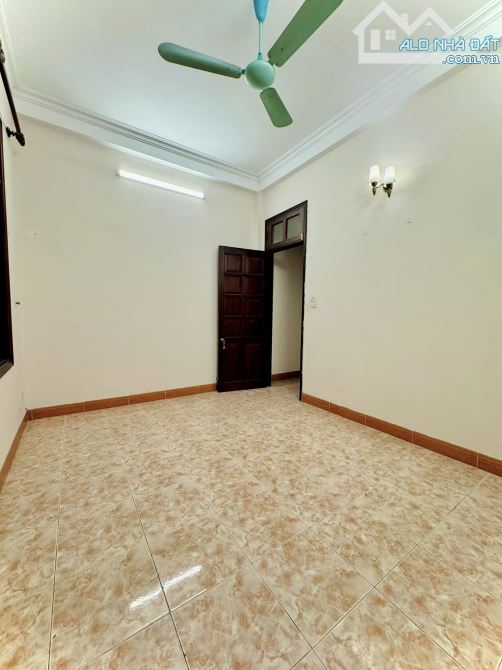 BÁN NHÀ PHỐ KIM ĐỒNG 63M2 – 4 TẦNG, HAI THOÁNG, PHÂN LÔ ÔTÔ THÔNG, VỈA HÈ, KD VĂN PHÒNG. - 2