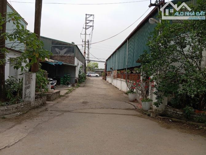 Cho thuê 1,200m2 Nhà xưởng QL32 TT.Trạm Trôi. - 2